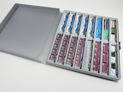 コンテナ積載状態 コキ車16両用車両ケース(シルバー/ライトグレーウレタン) [YP-709]