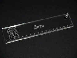 タミヤ バスタブシャ?シ用 車高5mmジグ [SPF-4]