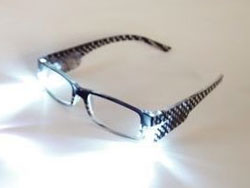 LEDライト付きシニアグラス(ブラック) +2.00 [NEOV-LED-BK20]