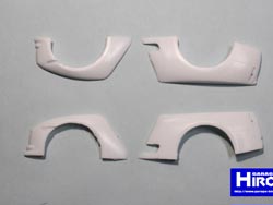 ミニッツ GT-R R35 オーバーフェンダー Ver.1(未塗装) [GHA040]