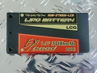 Lipoバッテリー 7.4V 3700mAh 100C ショートLCG [SUB-37100S-LCG]