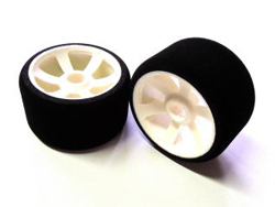 1/12用 貼完フロントタイヤ「正確無比」37° [YS-F37CTS]